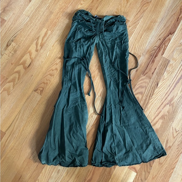 Dolls Kill Pants - Dollskill Green Flare leggings